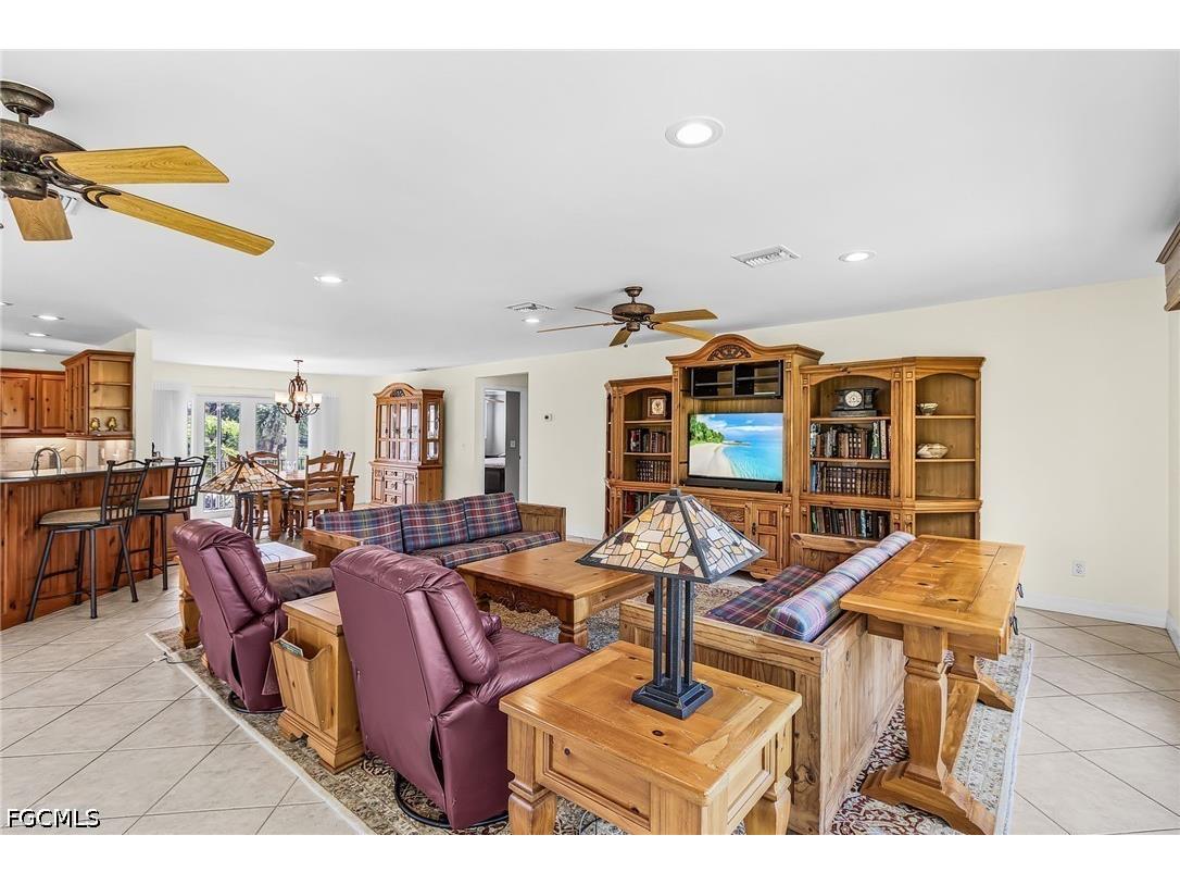 14221 Clubhouse Drive Bokeelia FL 33922 2026021268 image6