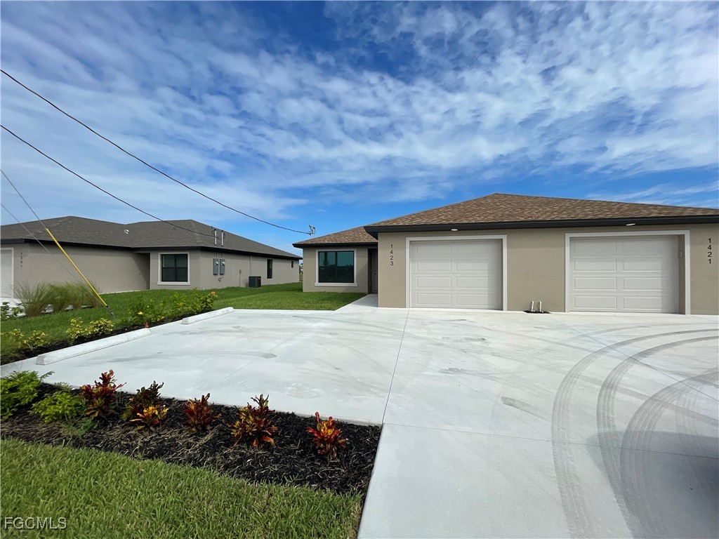 1423 Gleason Parkway Cape Coral FL 33914 2025014265 image1