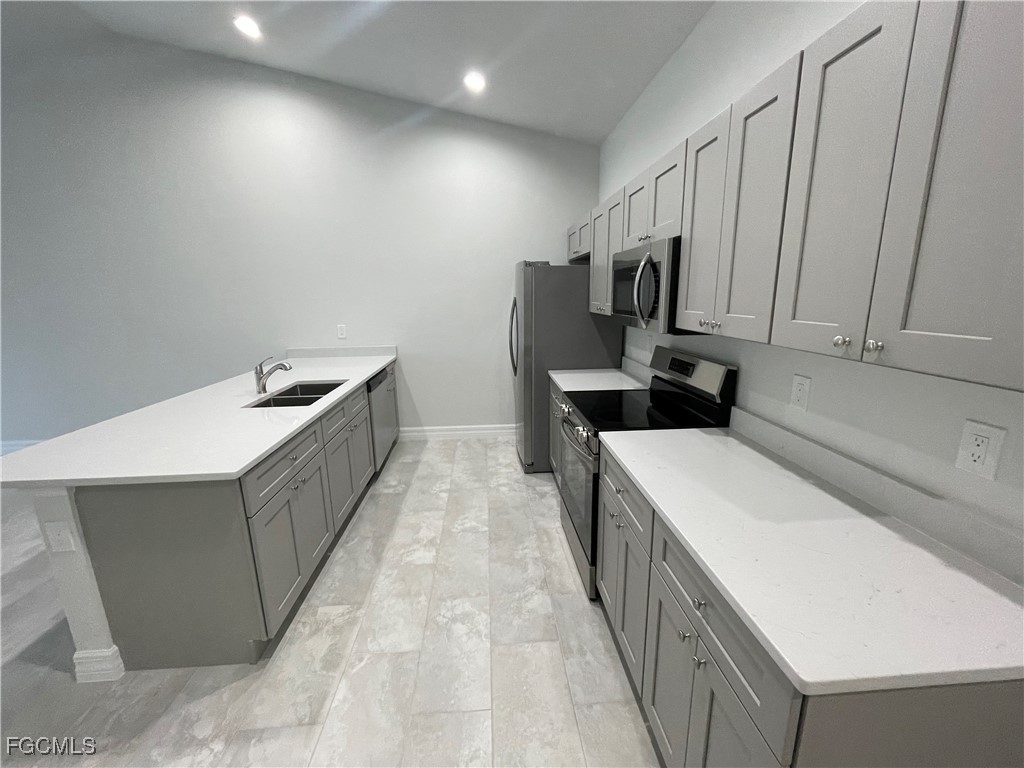 1423 Gleason Parkway Cape Coral FL 33914 2025014265 image3