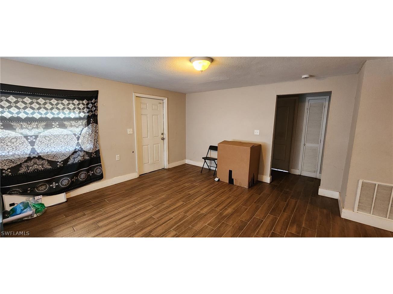 1423 Lura Avenue Fort Myers FL 33916 226007622 image5