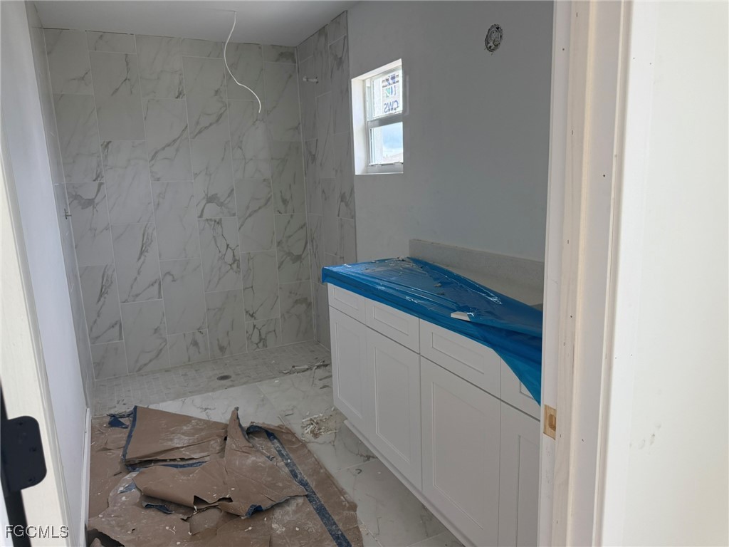 1423 NW 24th Terrace Cape Coral FL 33993 2025015716 image9