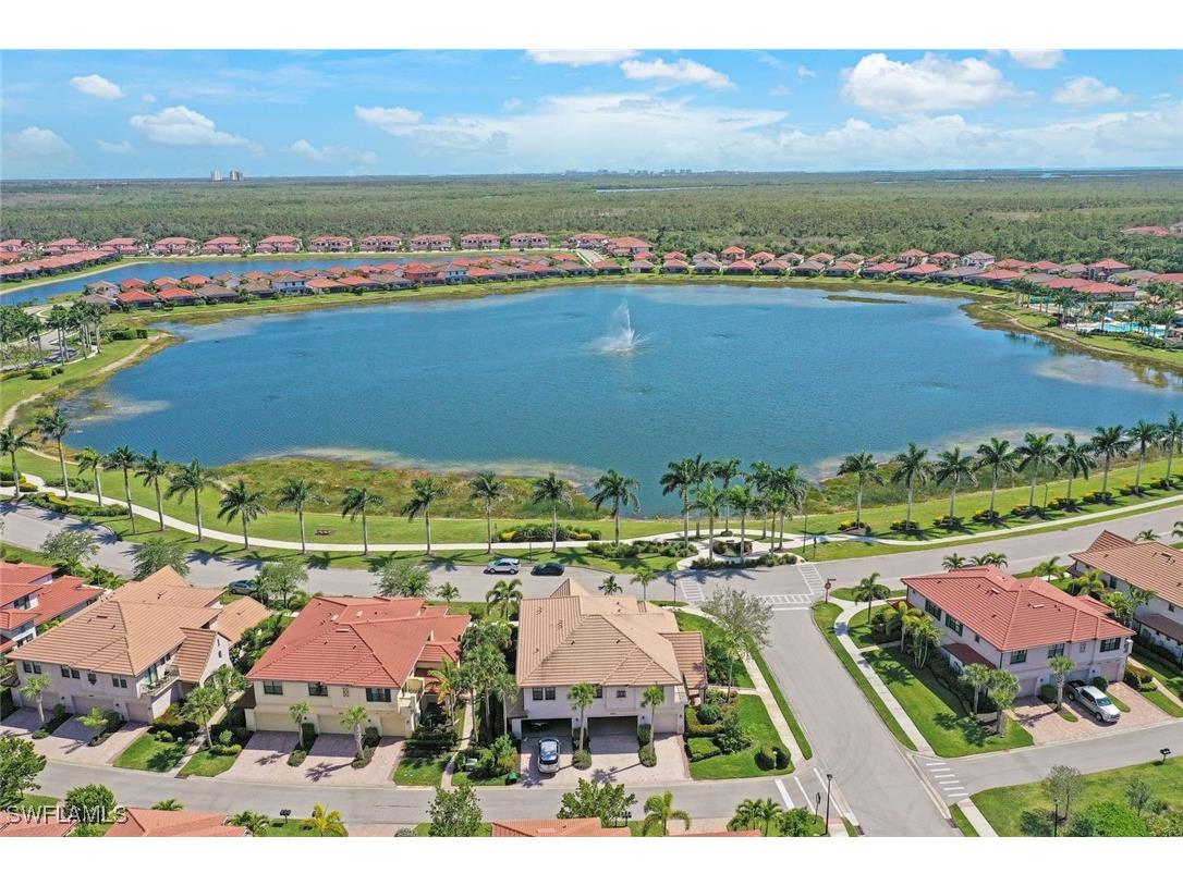 1423 Santiago Circle #1702 Naples FL 34113 225036763 image2