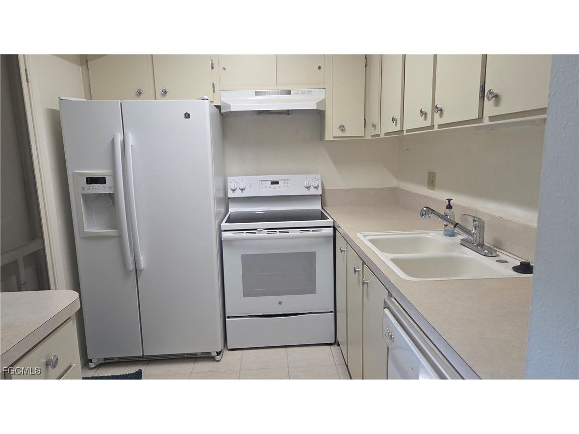 1423 Tropic Terrace North Fort Myers FL 33903 2025020916 image11