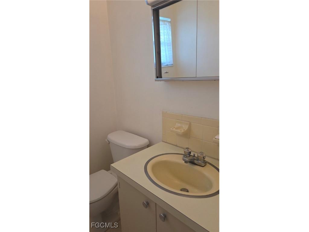 1423 Tropic Terrace North Fort Myers FL 33903 2025020916 image16