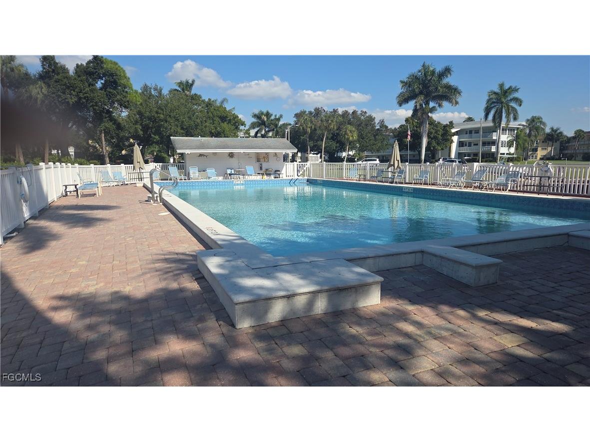 1423 Tropic Terrace North Fort Myers FL 33903 2025020916 image17
