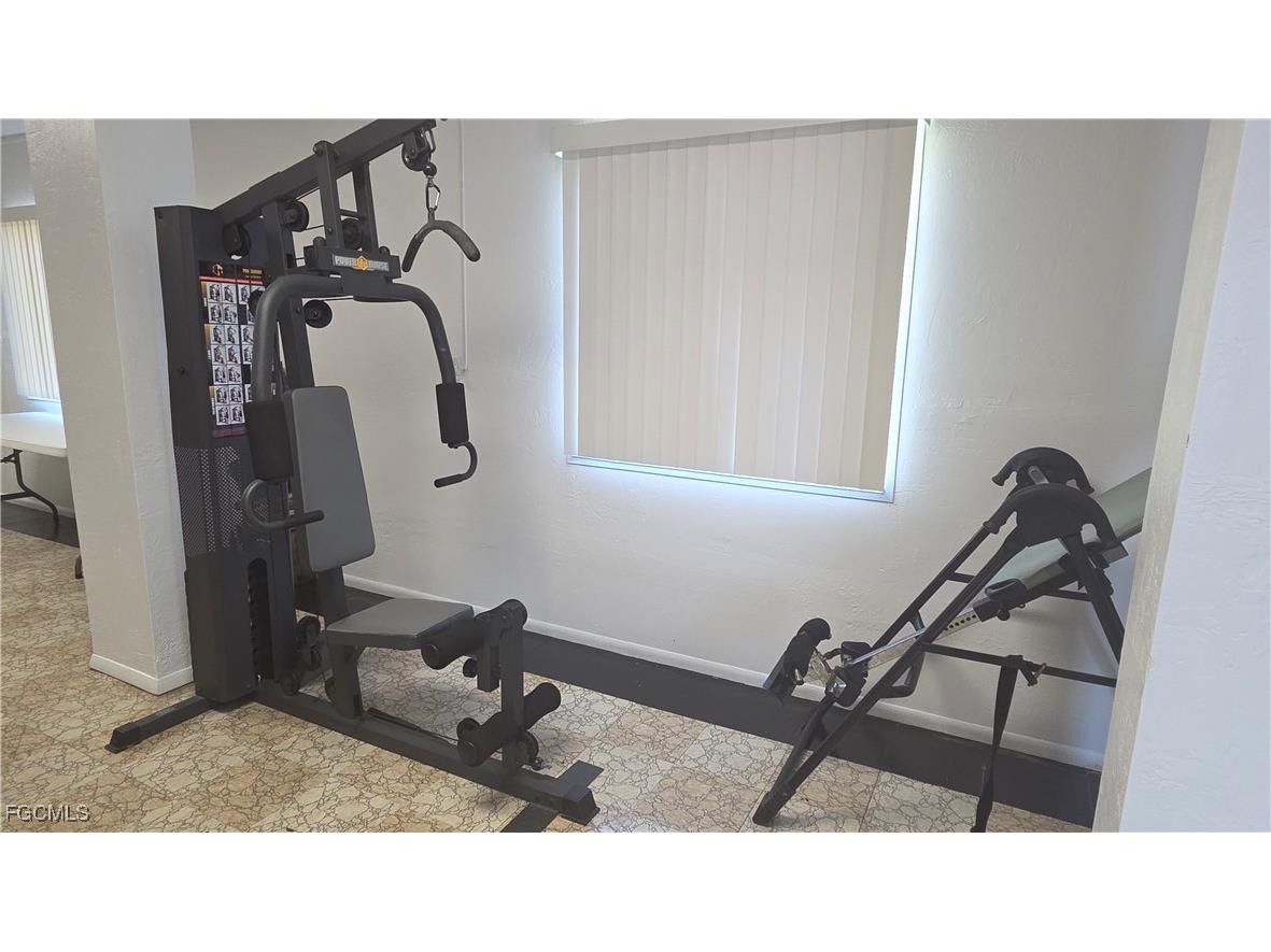 1423 Tropic Terrace North Fort Myers FL 33903 2025020916 image22