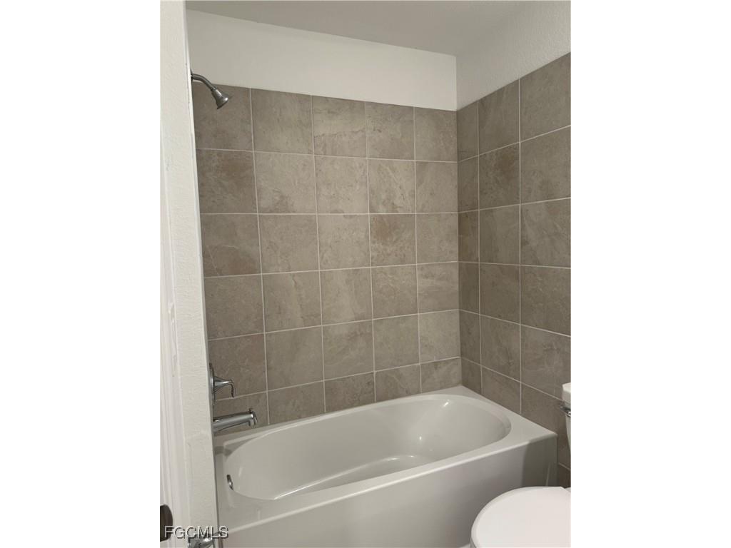 14231 Heritage Landing Boulevard #1916 Punta Gorda FL 33955 2025009019 image15