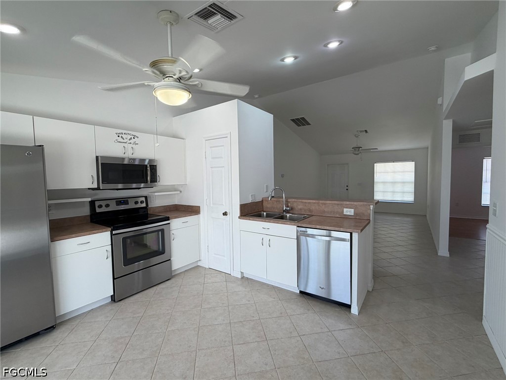 1424 NE 13th Place Cape Coral FL 33909 2026023573 image10