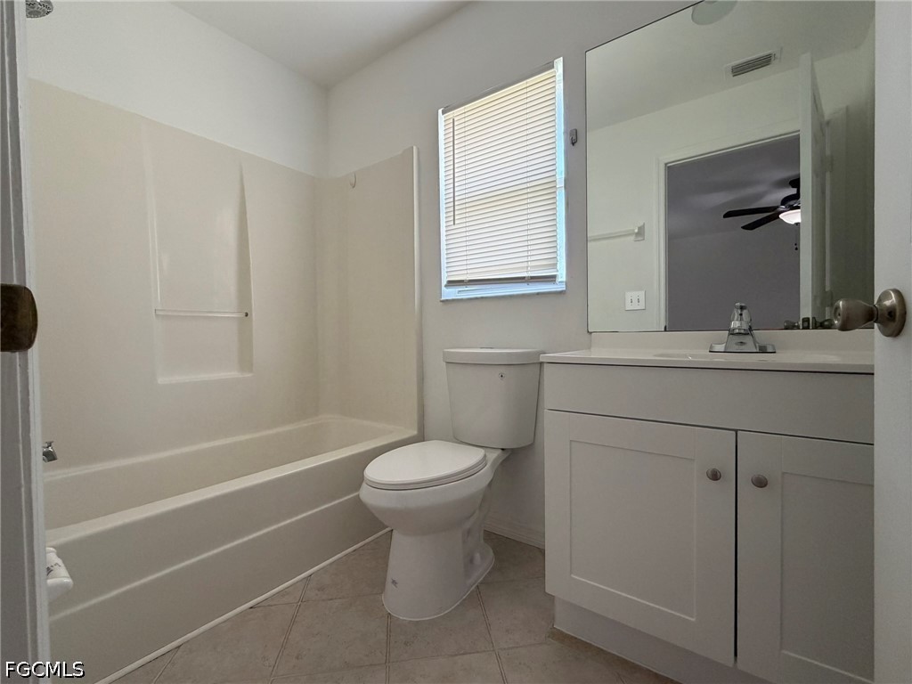 1424 NE 13th Place Cape Coral FL 33909 2026023573 image15