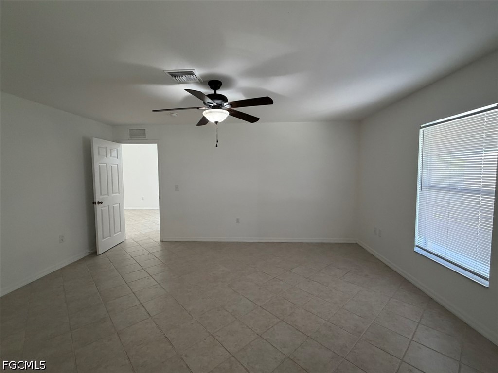 1424 NE 13th Place Cape Coral FL 33909 2026023573 image17