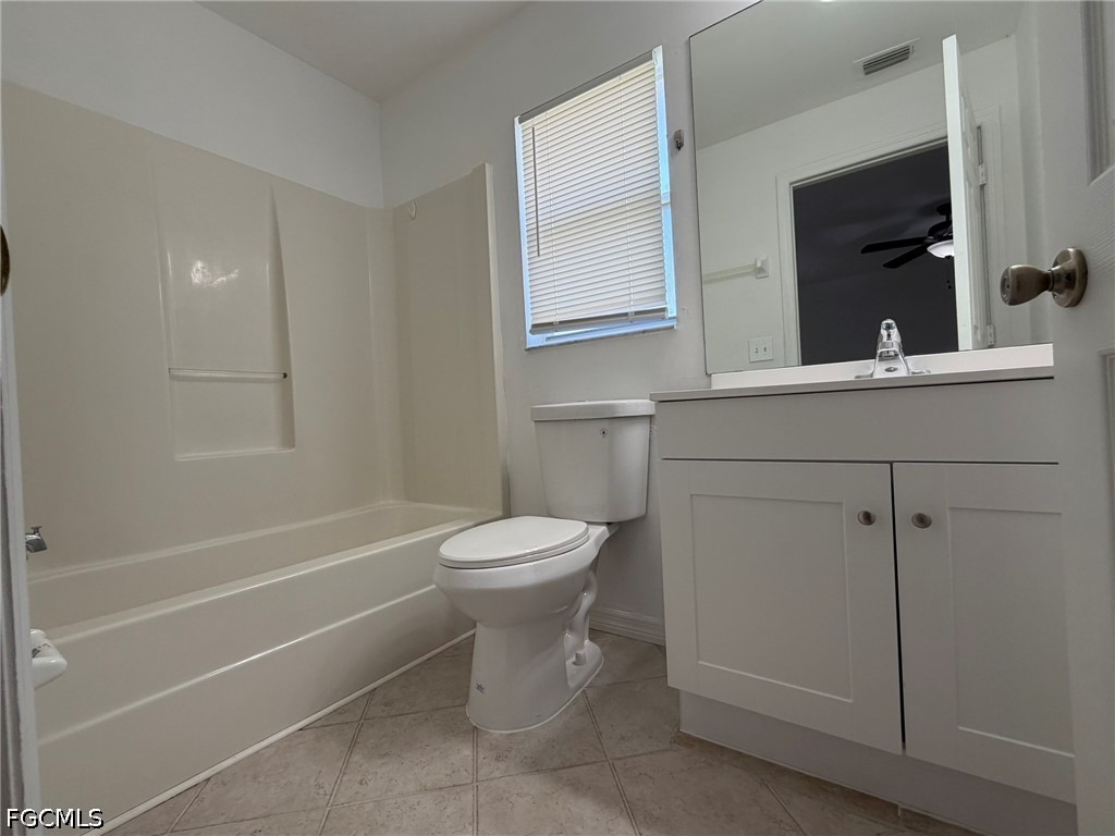 1424 NE 13th Place Cape Coral FL 33909 2026023573 image18