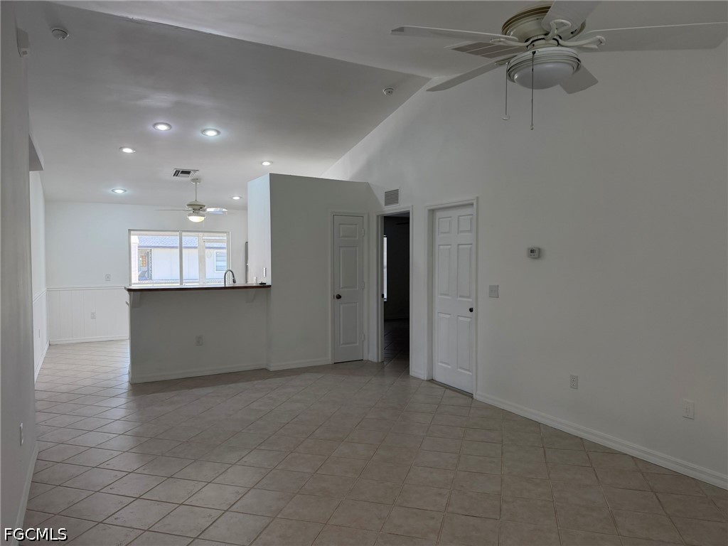 1424 NE 13th Place Cape Coral FL 33909 2026023573 image5