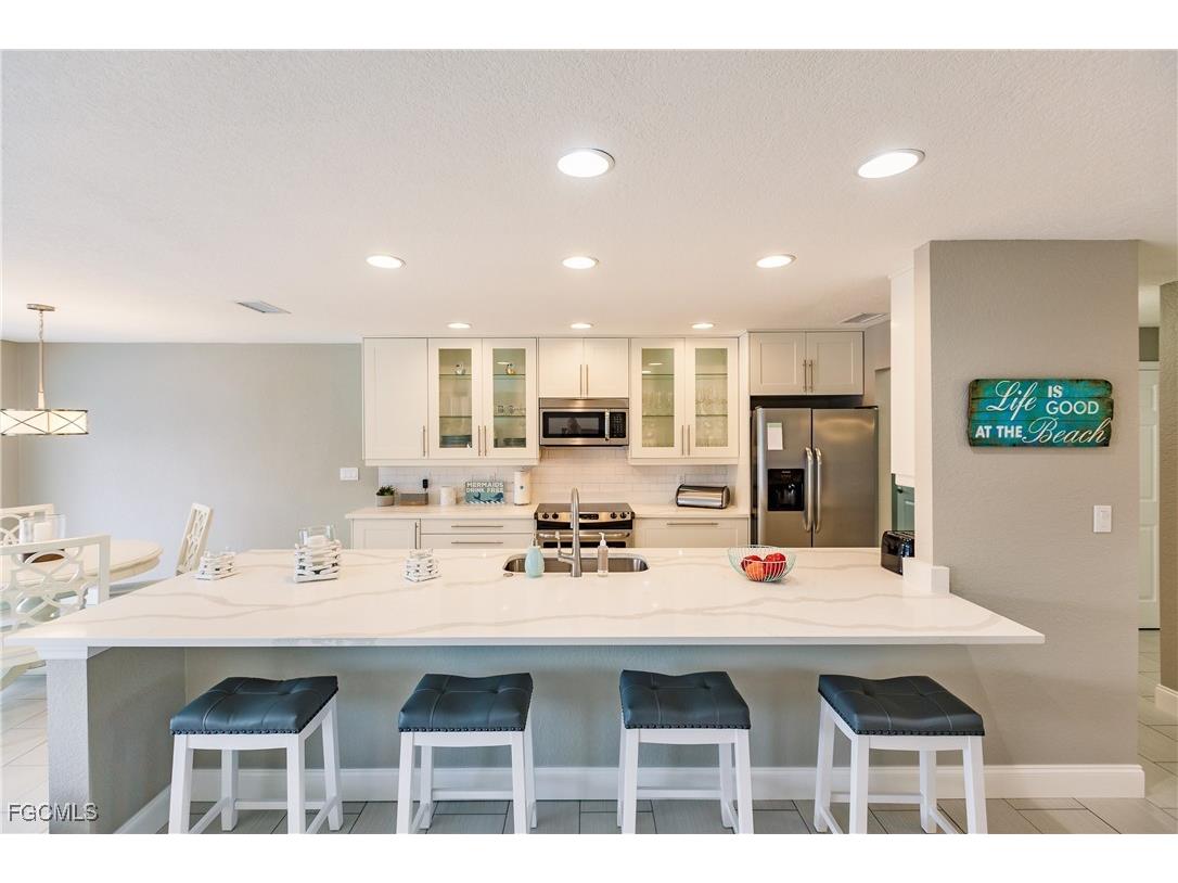 1424 Windsor Court Cape Coral FL 33904 2025026432 image11