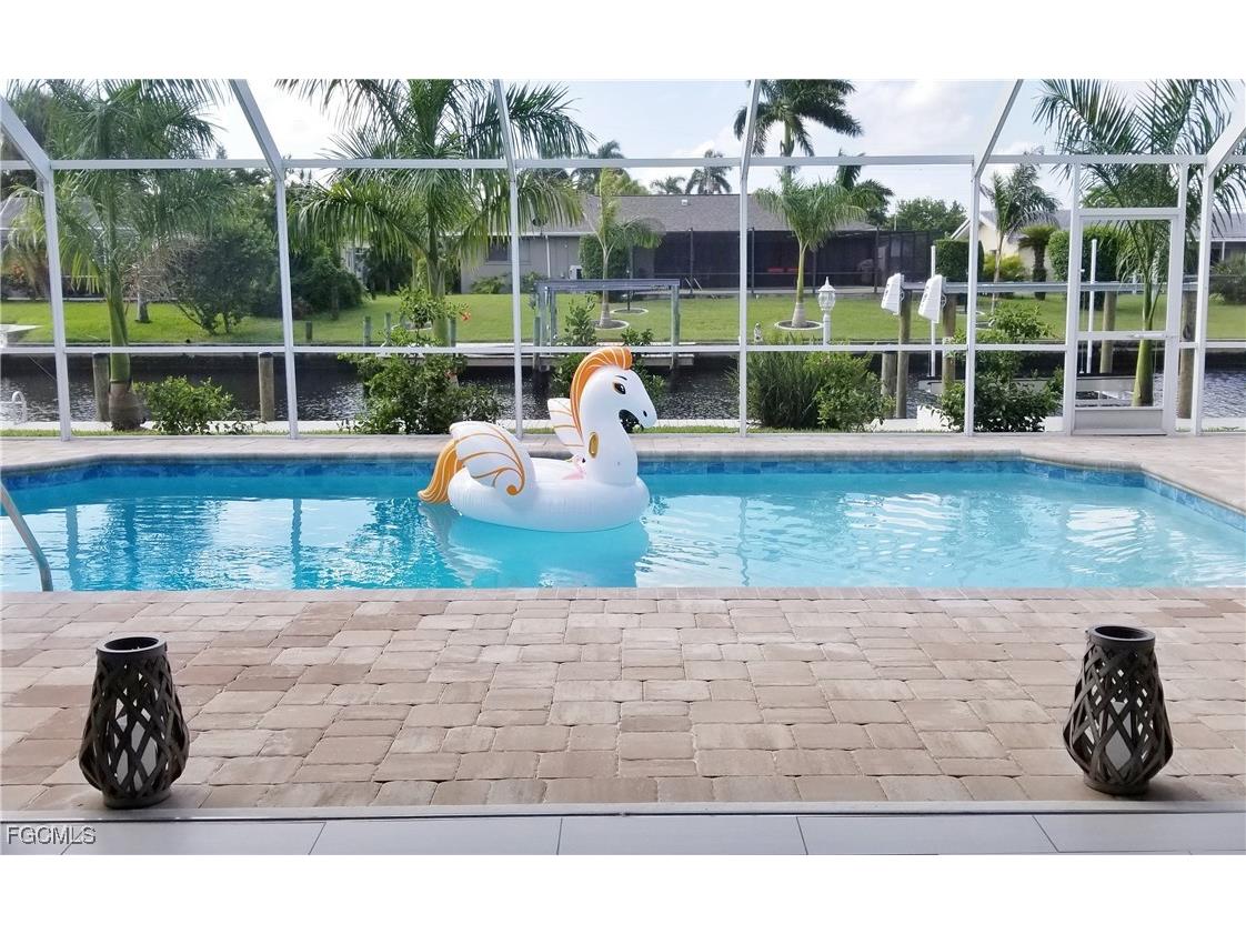 1424 Windsor Court Cape Coral FL 33904 2025026432 image27