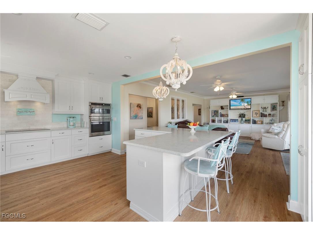 1425 Causey Court Sanibel FL 33957 2025014878 image10