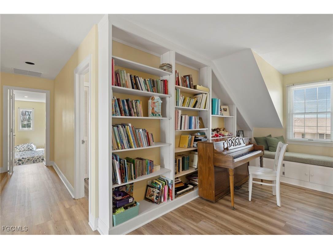 1425 Causey Court Sanibel FL 33957 2025014878 image21