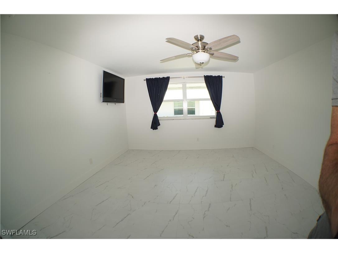 1425 Curlew Avenue #2-1 Naples FL 34102 226000814 image28