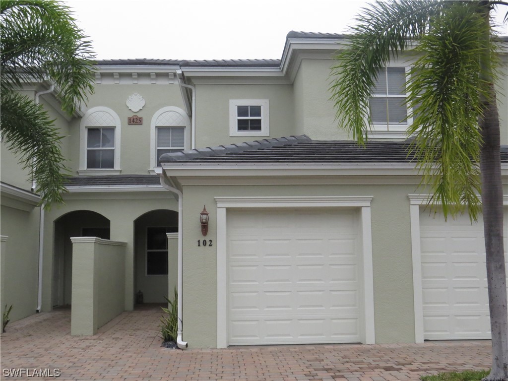 1425 Mariposa Circle #102 Naples FL 34105 224005453 image1