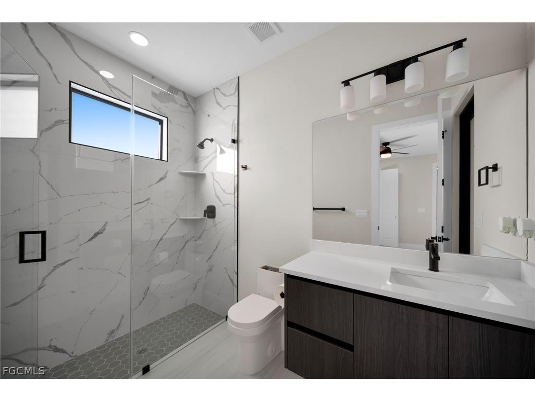 1425 NE 2nd Street Cape Coral FL 33909 2026006829 image23