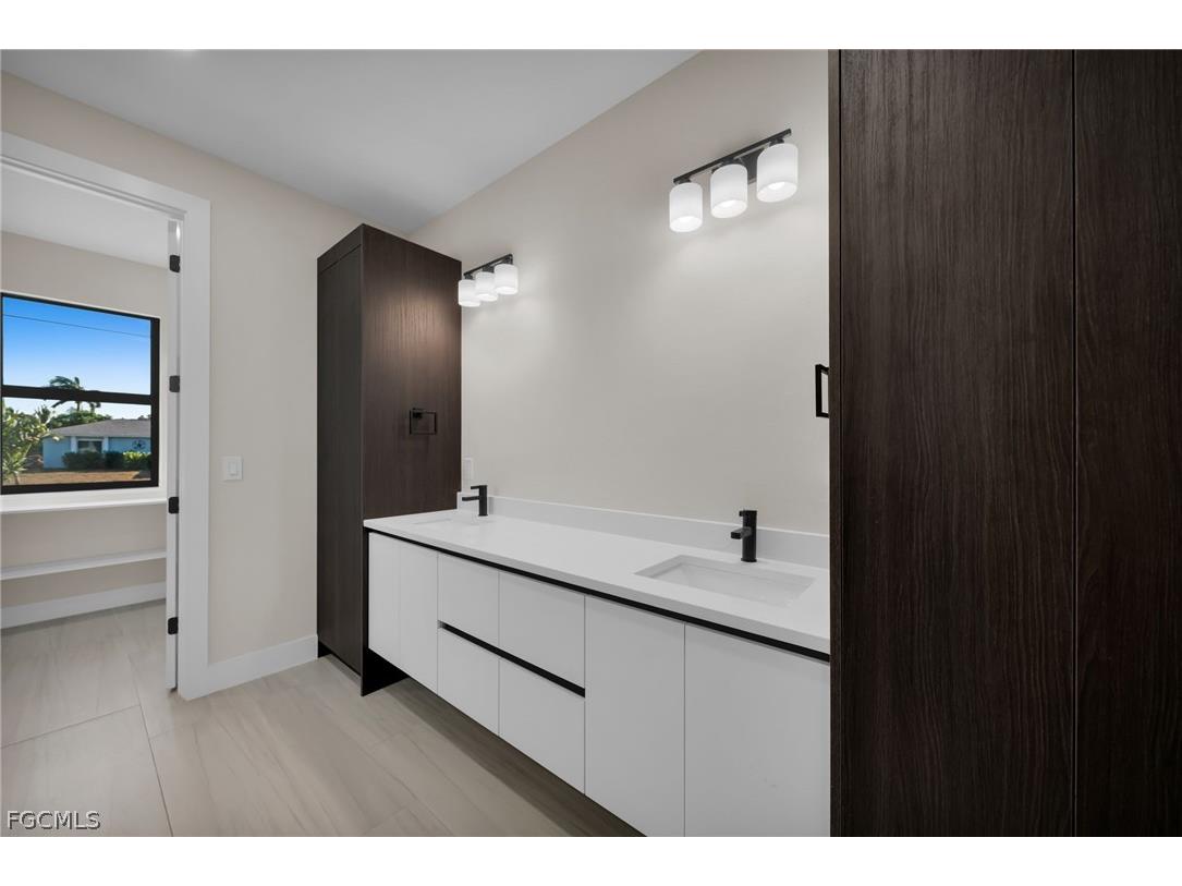 1425 NE 2nd Street Cape Coral FL 33909 2026006829 image28