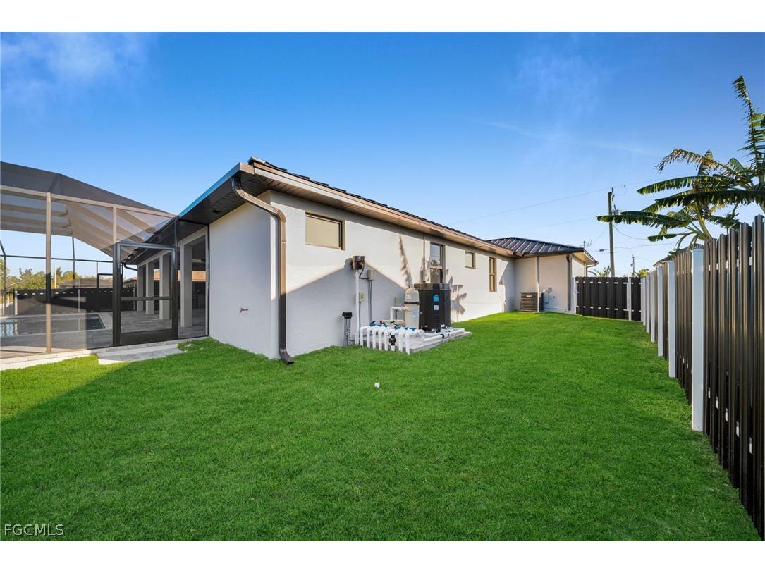 1425 NE 2nd Street Cape Coral FL 33909 2026006829 image39