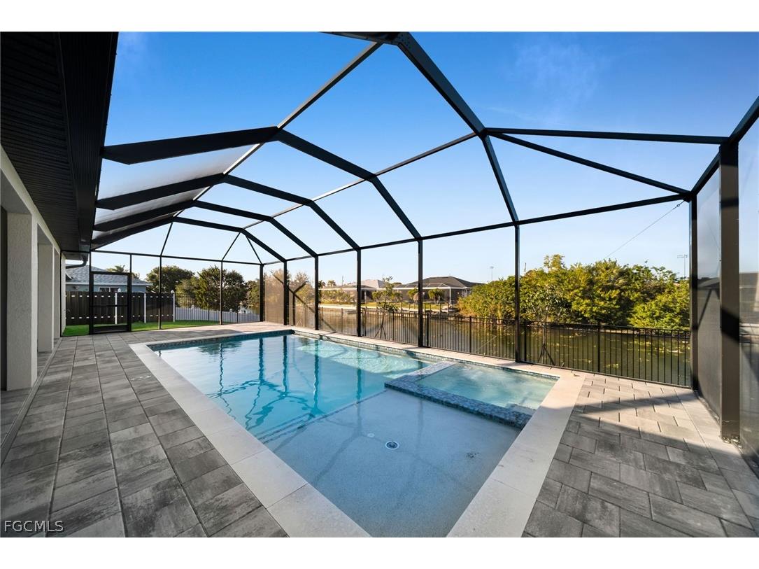 1425 NE 2nd Street Cape Coral FL 33909 2026006829 image6
