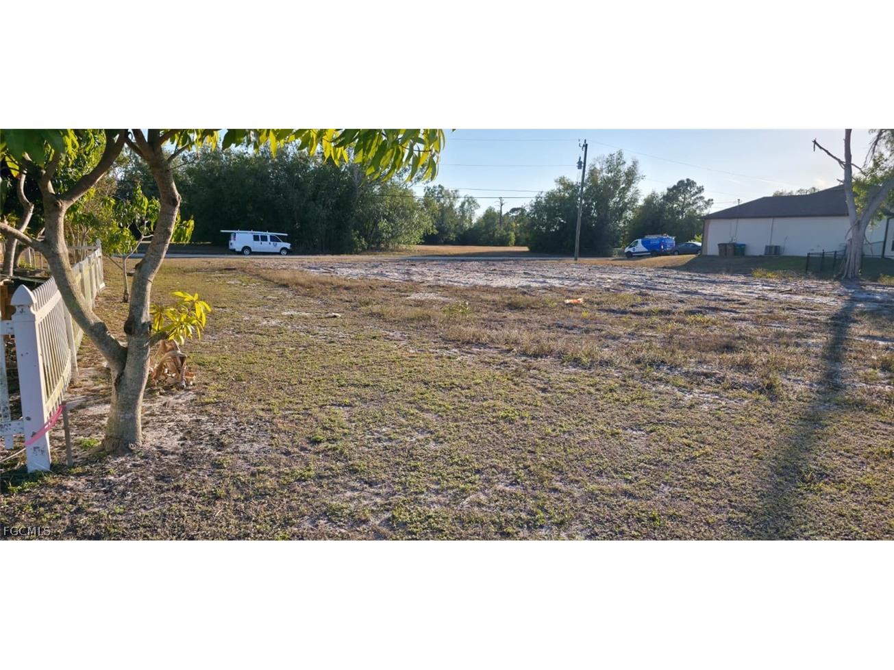 1425 NW 15th Terrace Cape Coral FL 33993 2026005788 image3