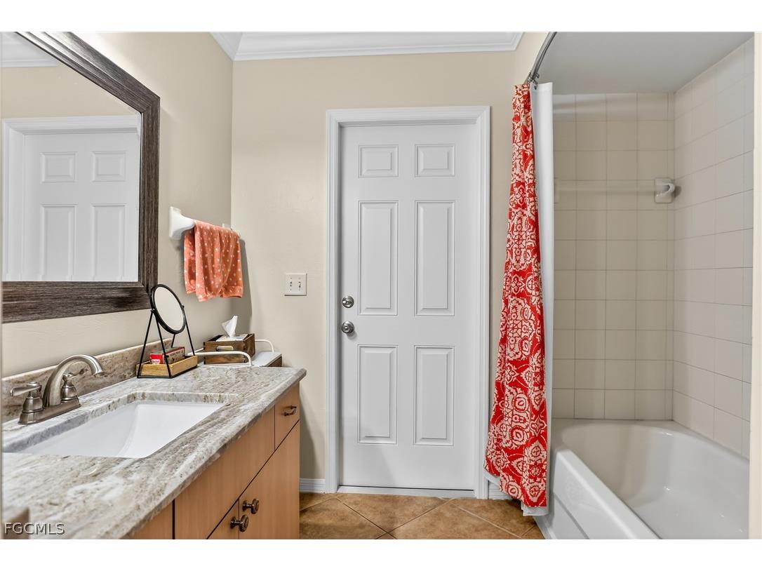 1425 SE 21st Terrace Cape Coral FL 33990 2026000251 image32