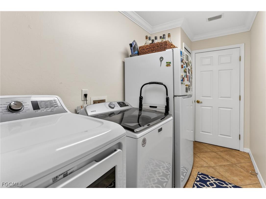 1425 SE 21st Terrace Cape Coral FL 33990 2026000251 image38