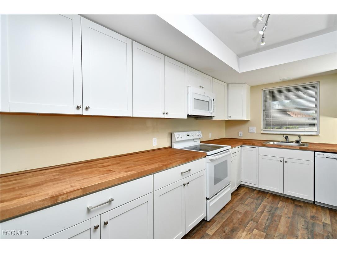 1425 SE 25th Lane Cape Coral FL 33904 225062615 image13