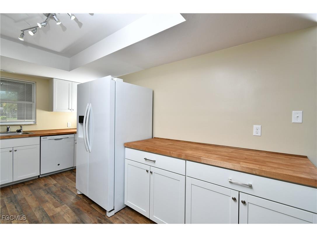 1425 SE 25th Lane Cape Coral FL 33904 225062615 image14