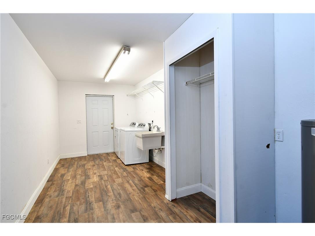 1425 SE 25th Lane Cape Coral FL 33904 225062615 image27