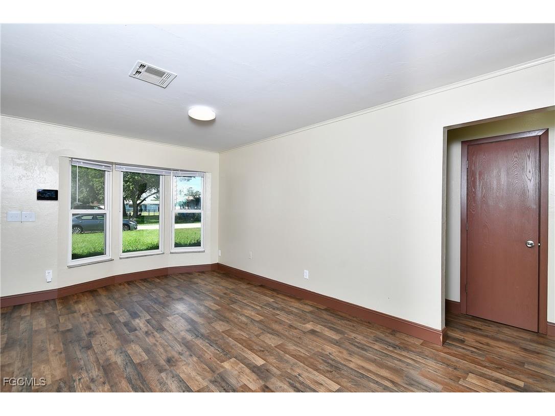 1425 SE 25th Lane Cape Coral FL 33904 225062615 image5