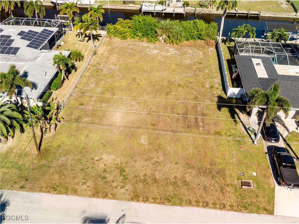 1425 Venetian Court Cape Coral FL 33904 2025024429 image6