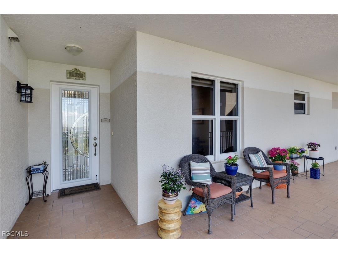 14250 Royal Harbour Court #818 Fort Myers FL 33908 2026011929 image2