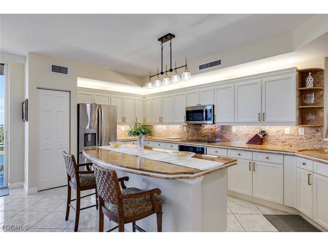 14250 Royal Harbour Court #818 Fort Myers FL 33908 2026011929 image6