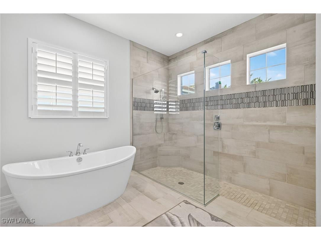 14258 Galley Court Naples FL 34114 225079569 image20