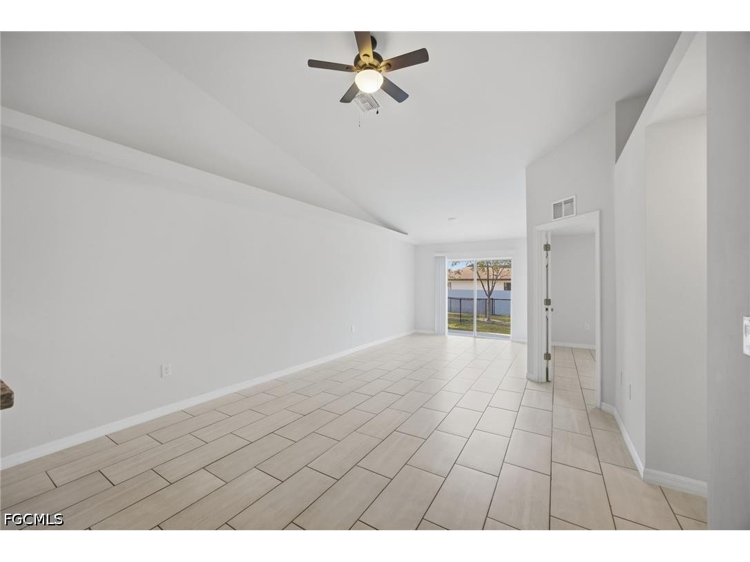 1426/1428 Cape Coral Parkway W Cape Coral FL 33914 2026000767 image9