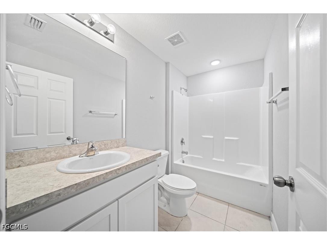 1426 NE 34th Street Cape Coral FL 33909 2026020010 image14