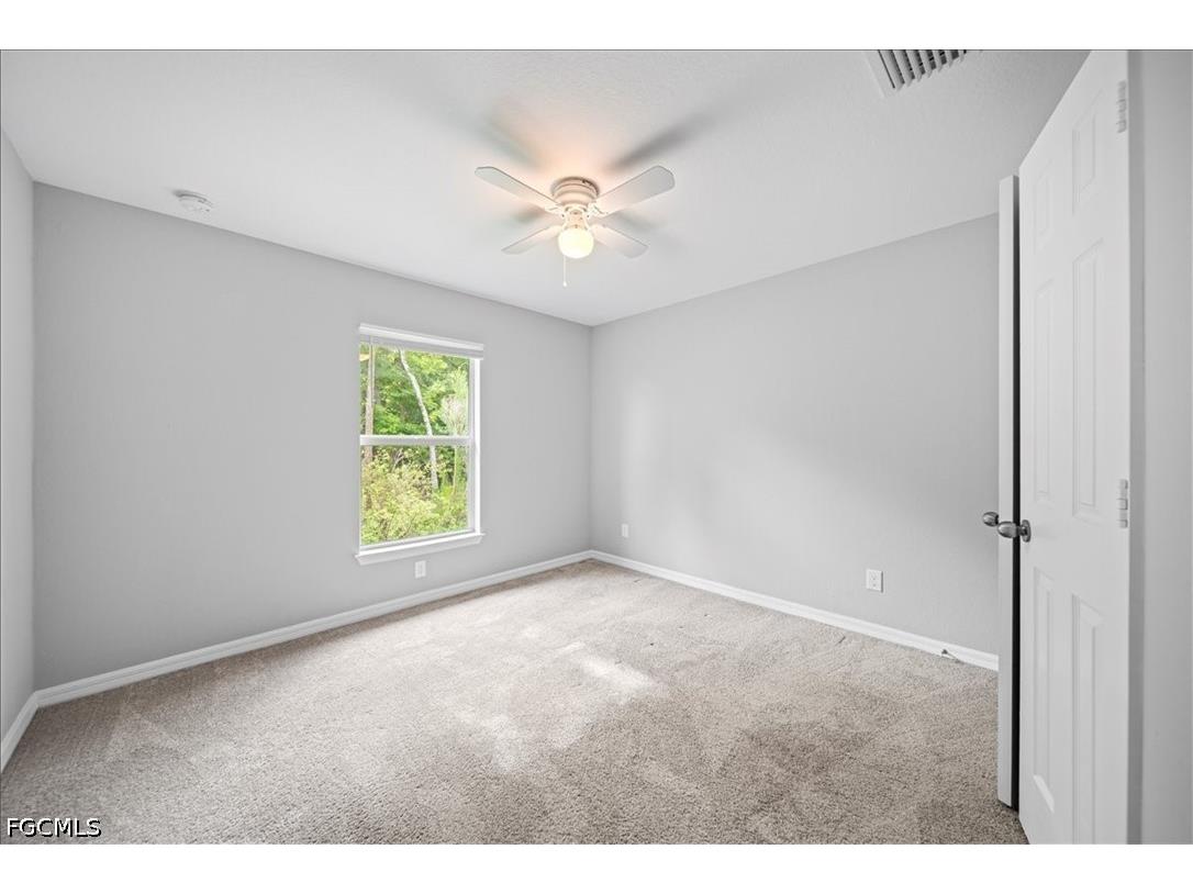 1426 NE 34th Street Cape Coral FL 33909 2026020010 image18