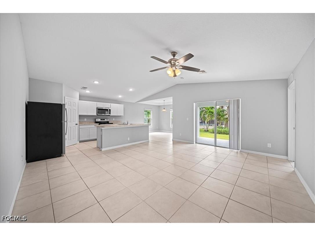 1426 NE 34th Street Cape Coral FL 33909 2026020010 image7