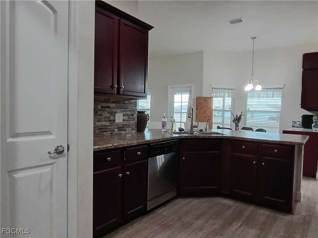 1426 NE 5th Place Cape Coral FL 33909 2026001390 image19