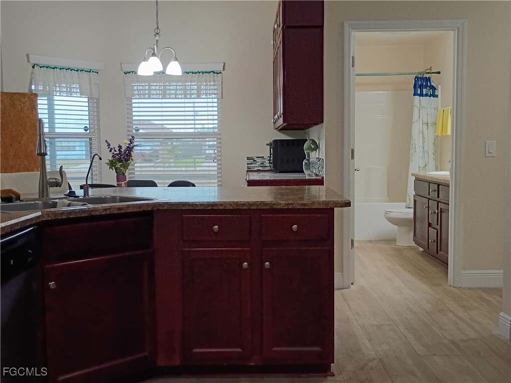 1426 NE 5th Place Cape Coral FL 33909 2026001390 image34