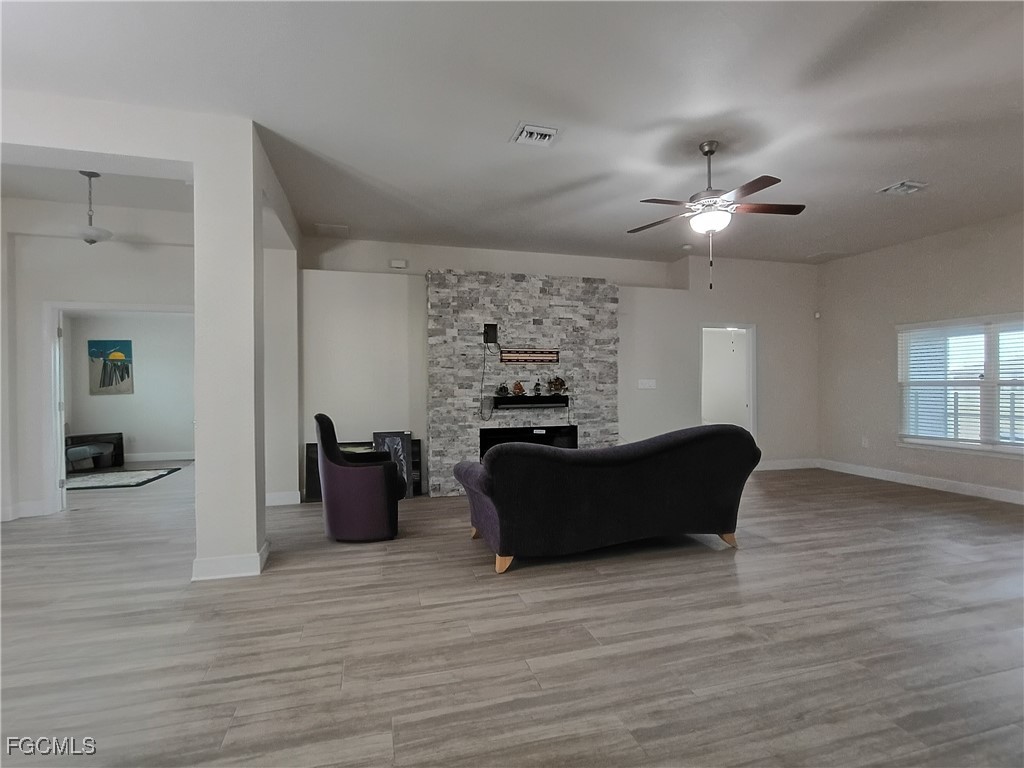 1426 NE 5th Place Cape Coral FL 33909 2026001390 image6