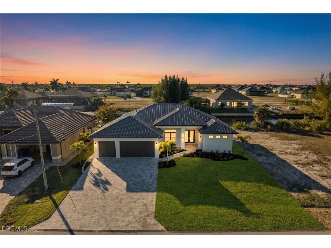 1426 NW 39th Avenue Cape Coral FL 33993 2026003704 image2