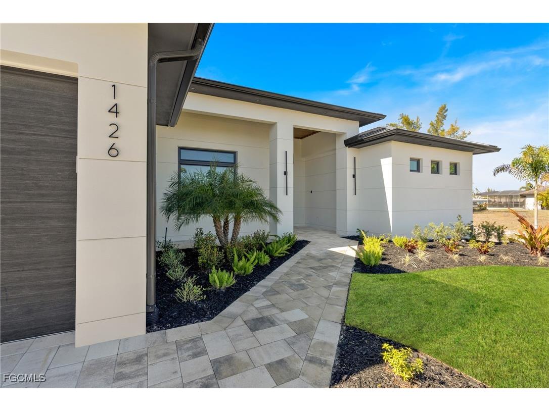 1426 NW 39th Avenue Cape Coral FL 33993 2026003704 image4
