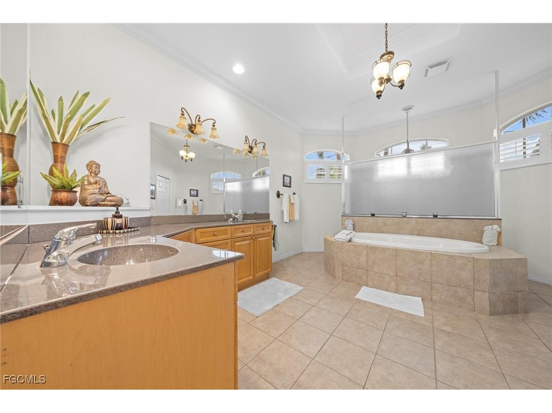 1426 SE 32nd Street Cape Coral FL 33904 2025002515 image22