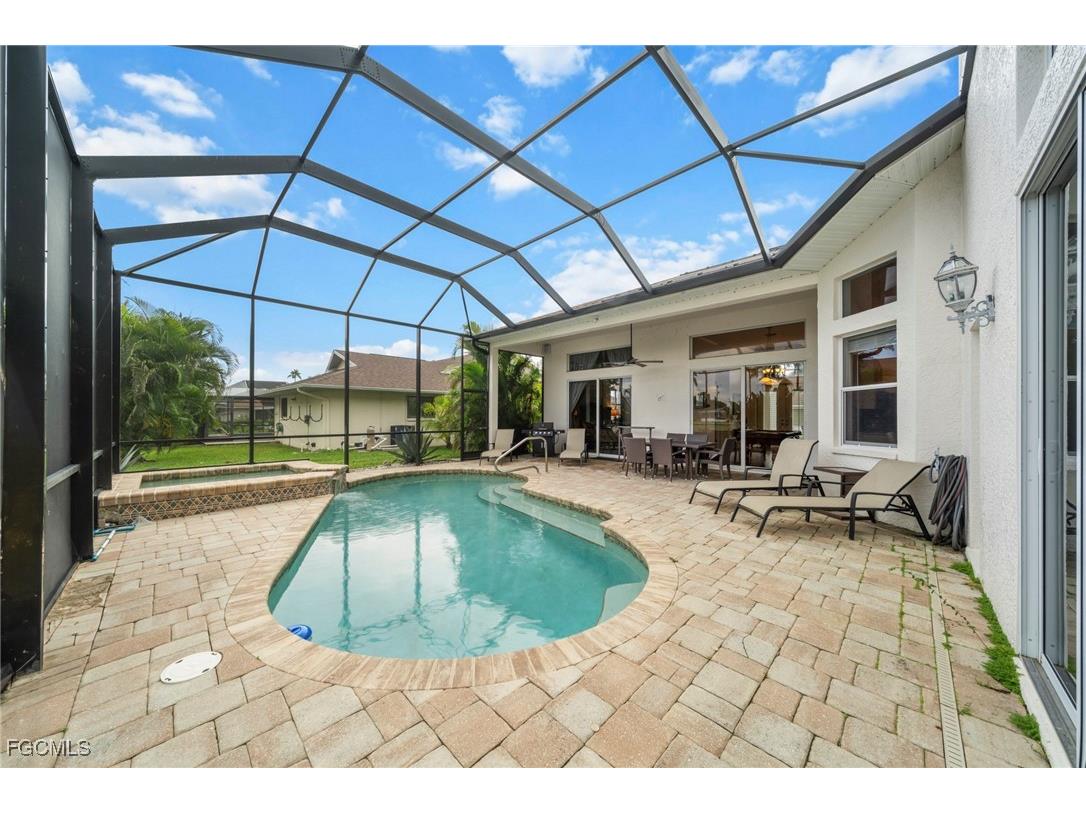 1426 SE 32nd Street Cape Coral FL 33904 2025002515 image38