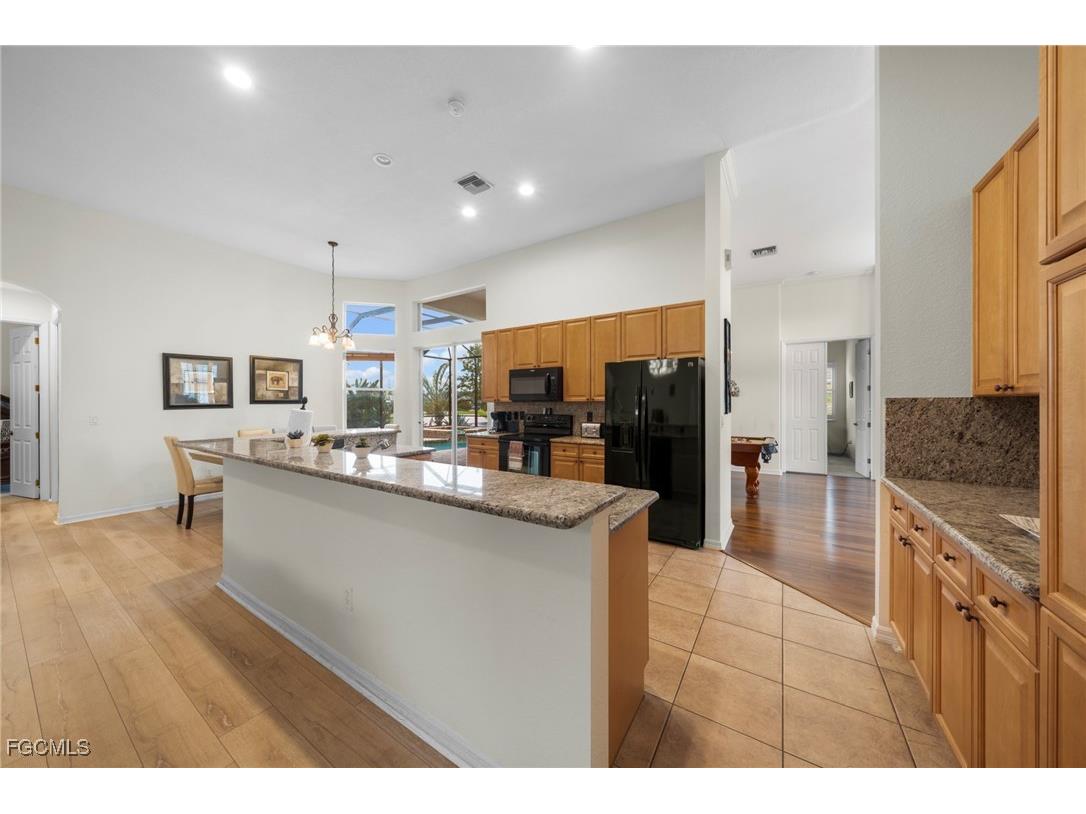 1426 SE 32nd Street Cape Coral FL 33904 2025002515 image9