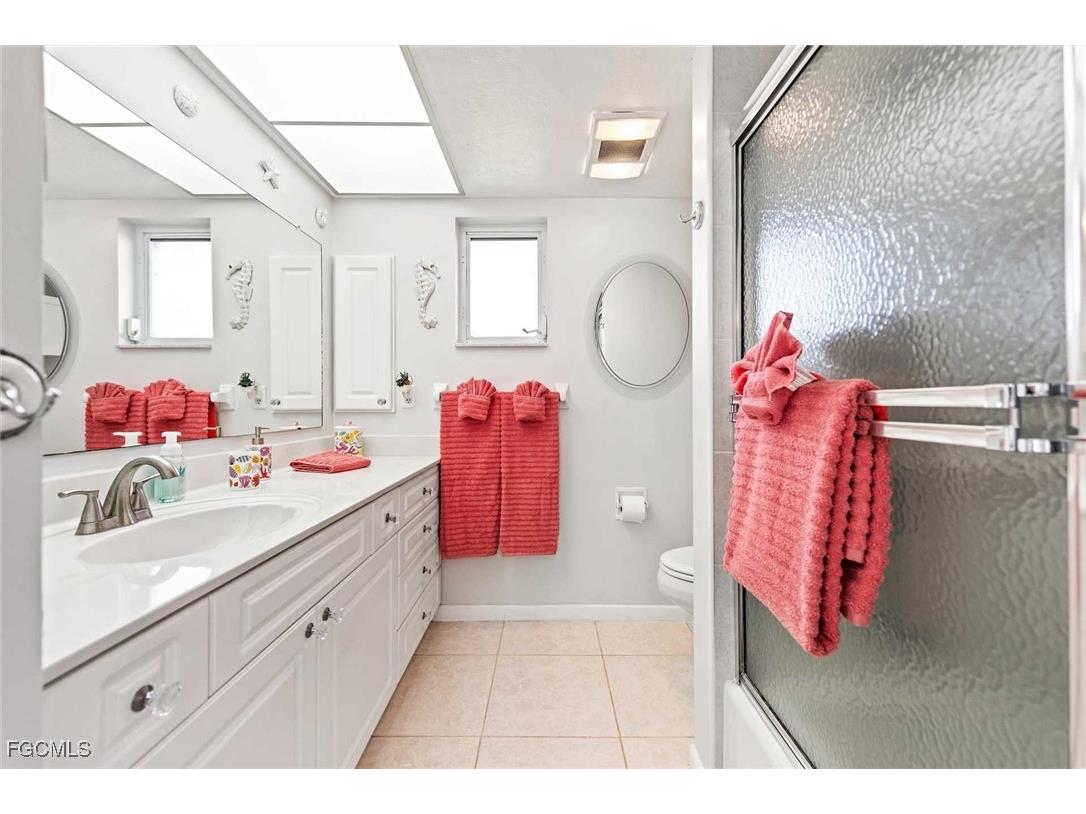 1426 SE 34th Terrace Cape Coral FL 33904 2025010116 image14